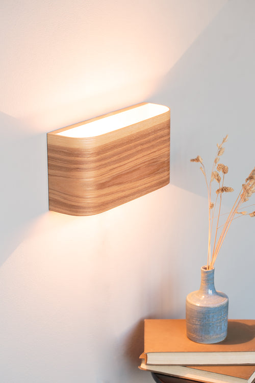 Ash curved veneer wall lamp, side view