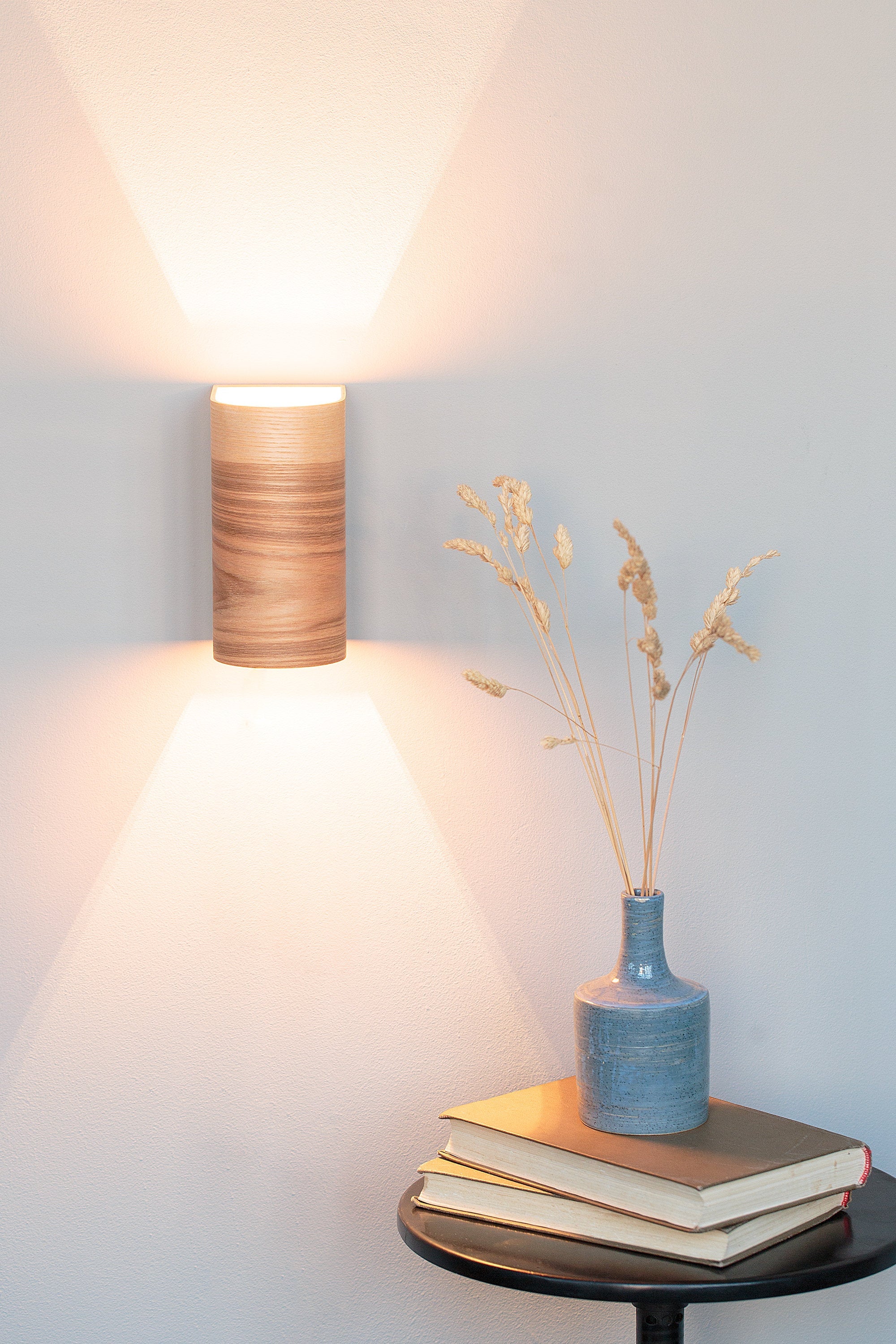 Ash curved plywood Scandinavian wall lamp, side view