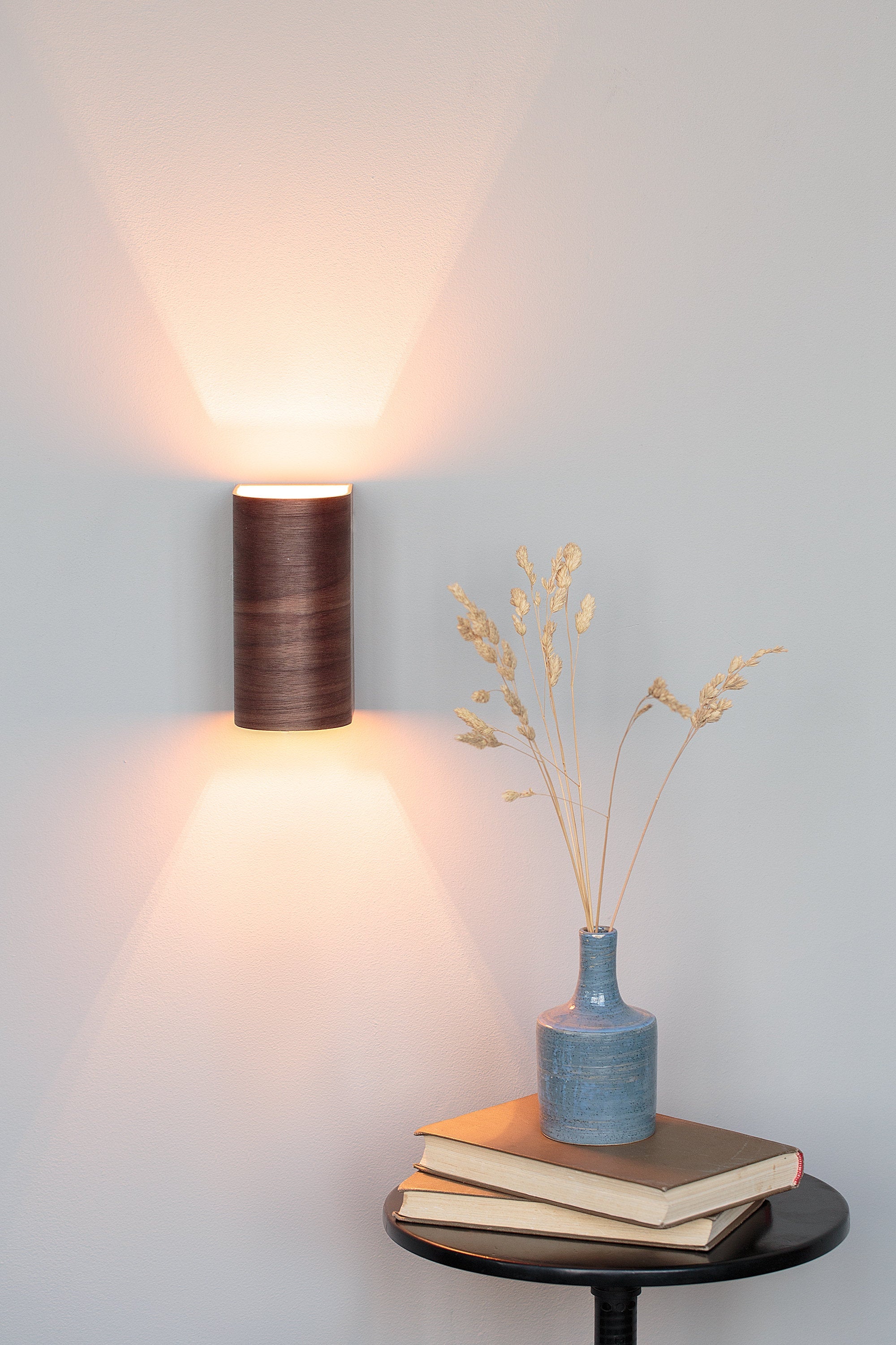 Black Walnut Wall Sconce – Mid-Century Lamp | SOKO